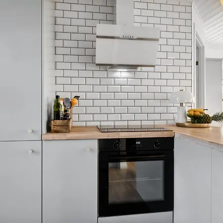 Dom wakacyjny Elmeri - 200m From The Sea By Interhome *