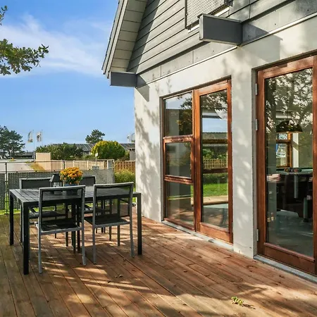 Semesterbostad Elmeri - 200m From The Sea By Interhome