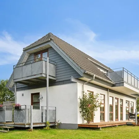 Dom wakacyjny Elmeri - 200m From The Sea By Interhome